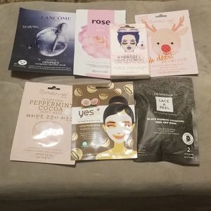 Bundle of facial masks